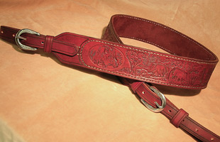 Gewehrriemen mit Raulederfutter